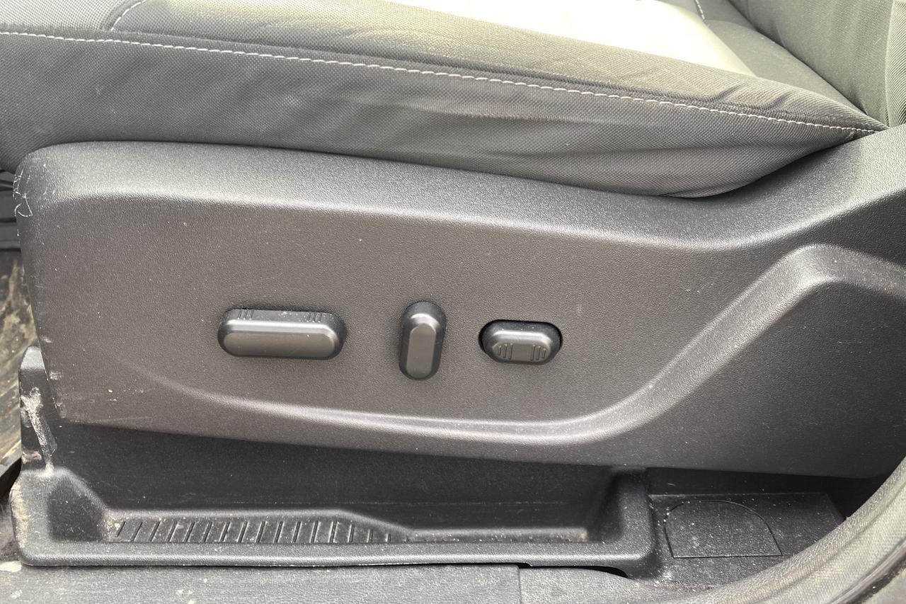 2015 Ford Escape SE Photo