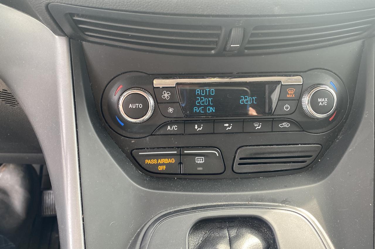 2015 Ford Escape SE Photo