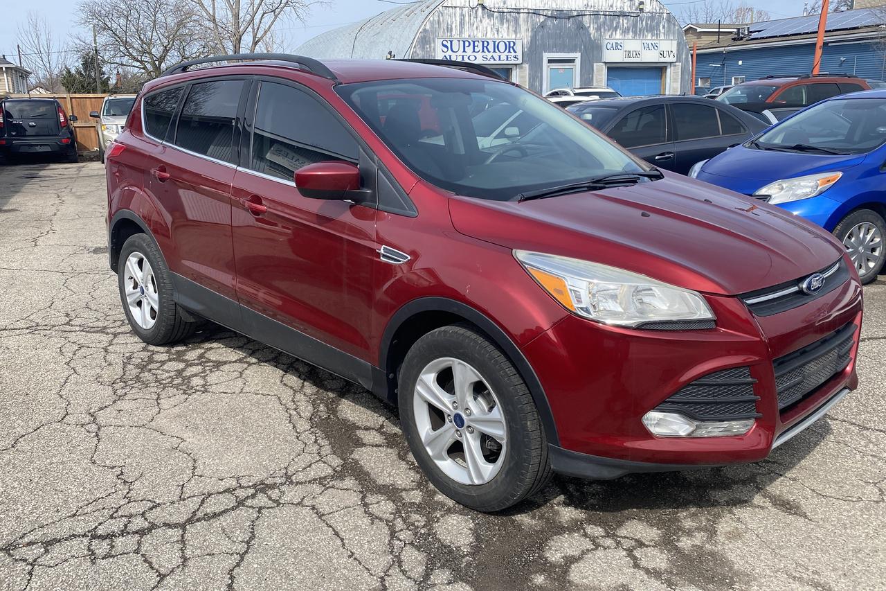 2015 Ford Escape SE Photo3