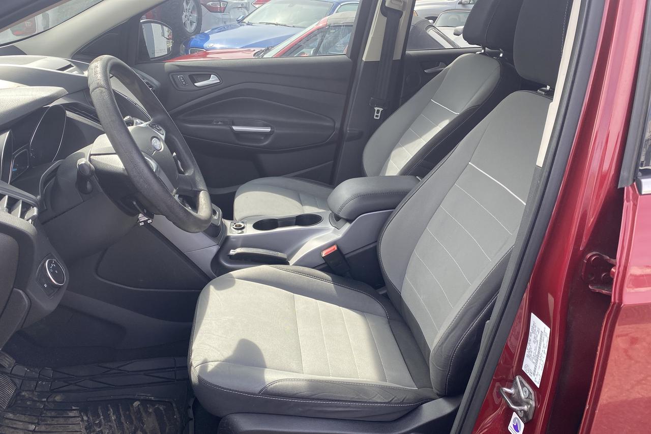 2015 Ford Escape SE Photo