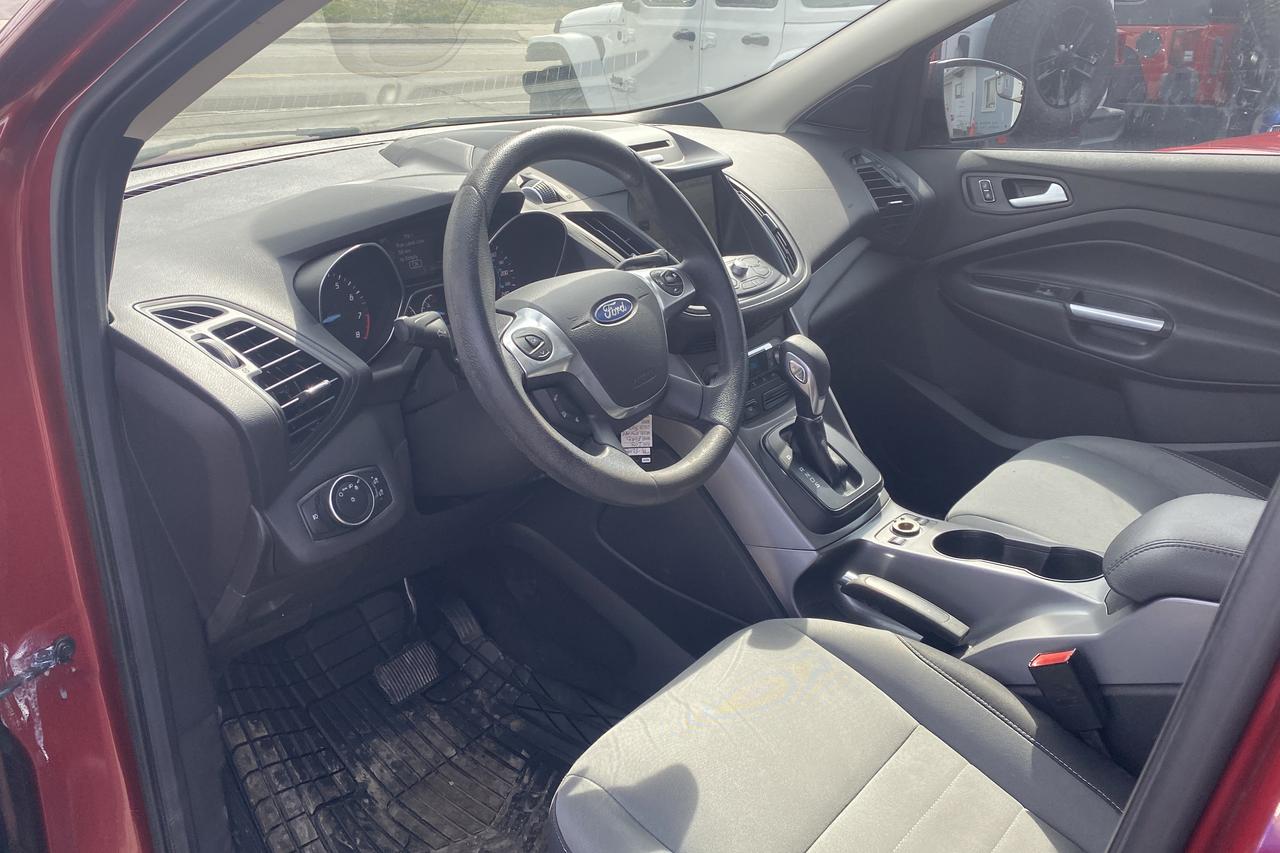 2015 Ford Escape SE Photo