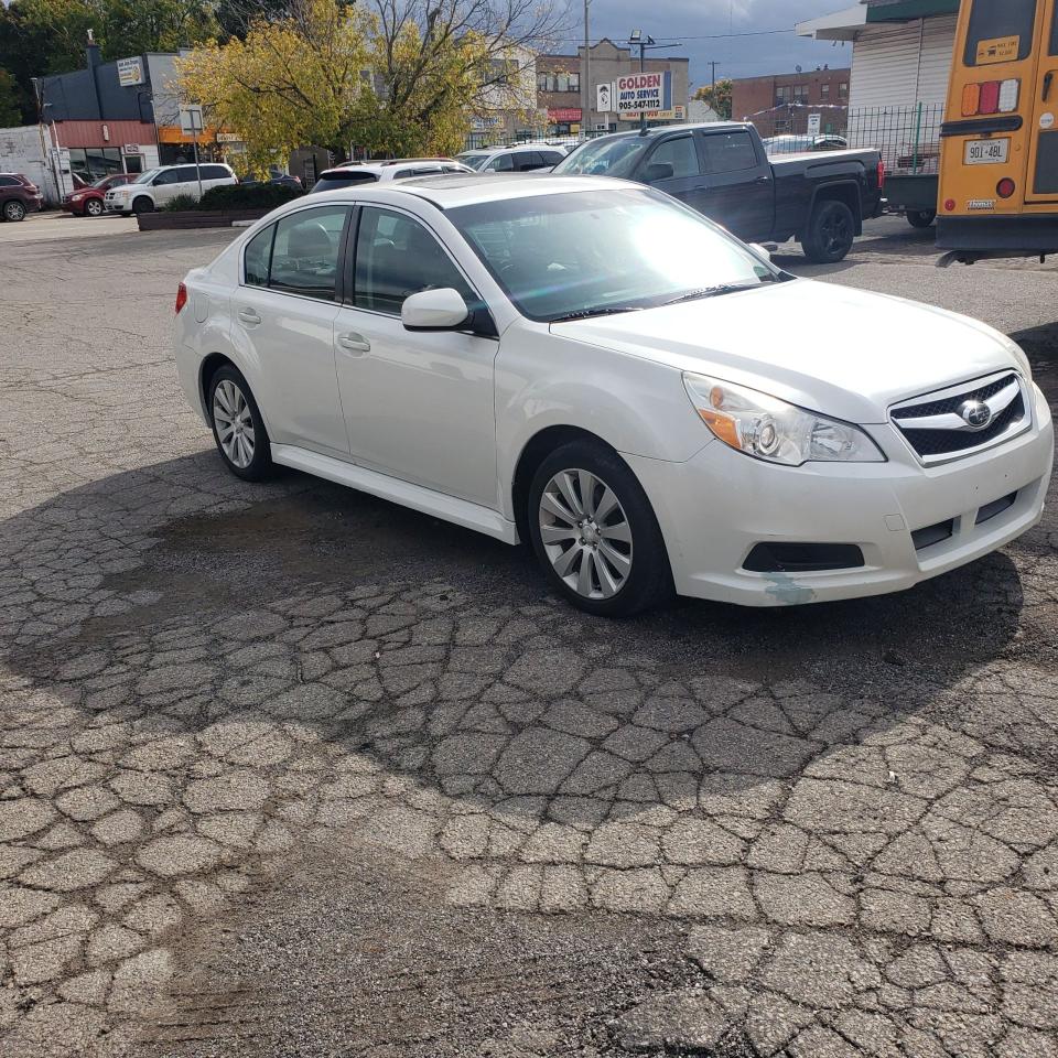 2011 Subaru Legacy 2.5i w/Limited & Nav Pkg - Photo #3