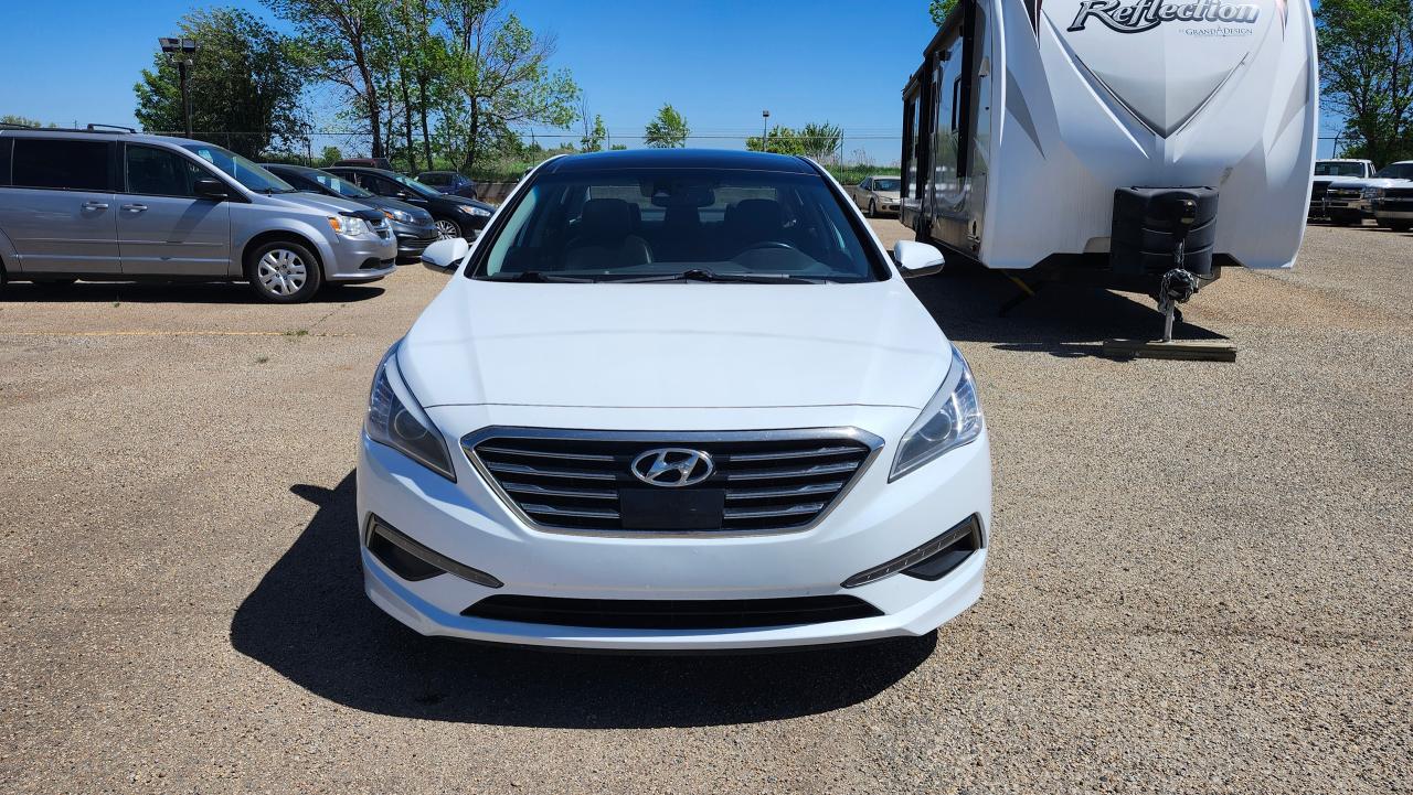 2017 Hyundai Sonata Limited, Leather, Nav, Htd Steering & Seats, BU Ca - Photo #2
