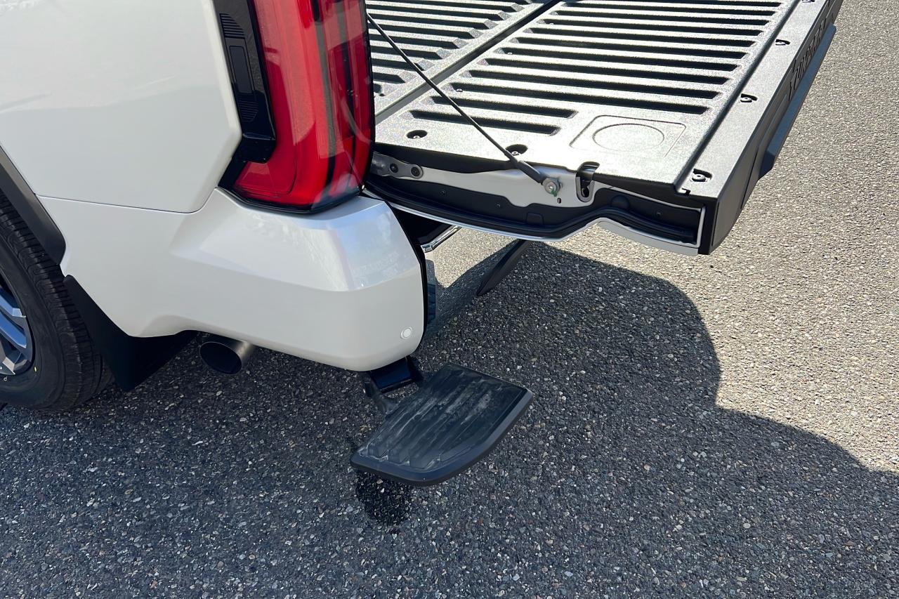 2025 Toyota Tundra Hybrid Crewmax Platinum 1794 Photo