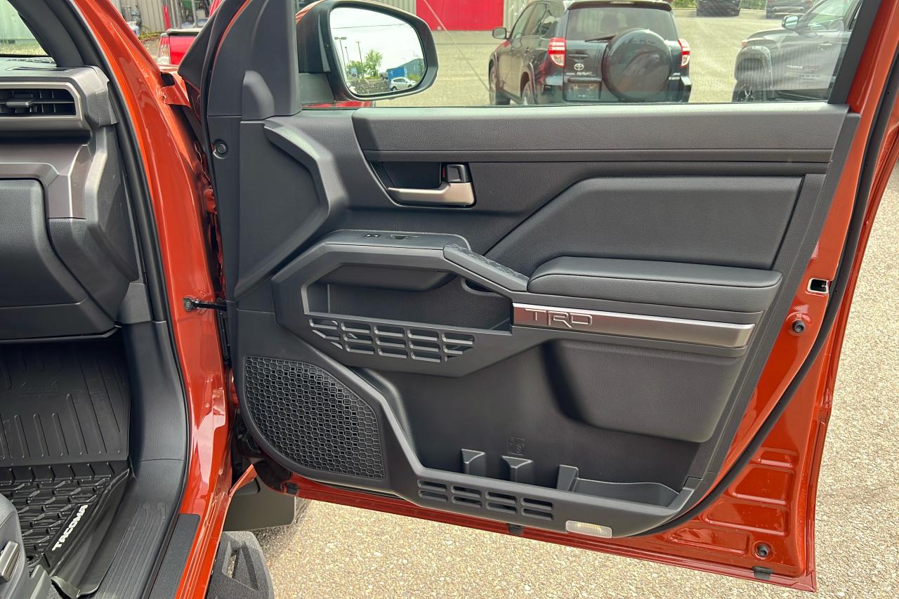 2025 Toyota Tacoma Double Cab AT TRD Off Road Premium Photo