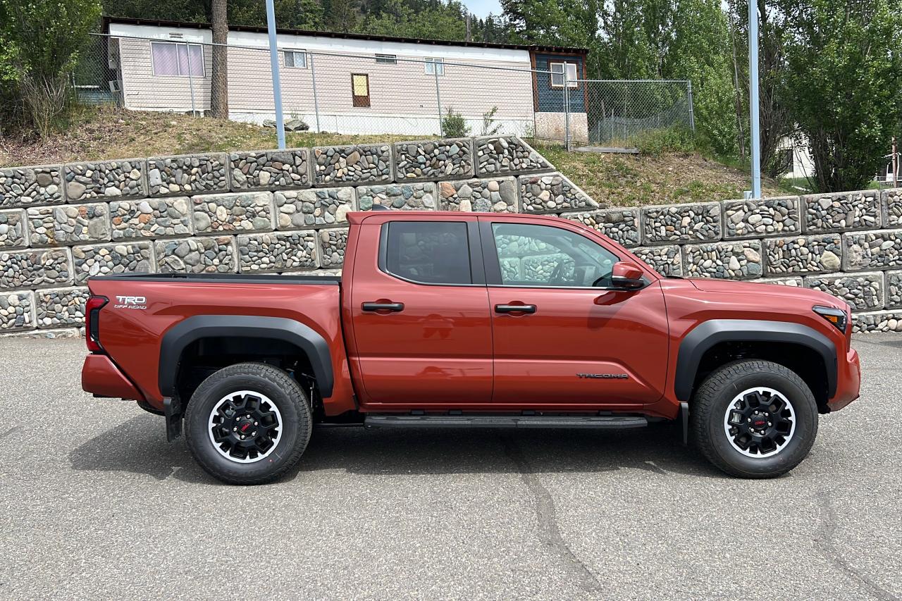 2025 Toyota Tacoma Double Cab AT TRD Off Road Premium Photo