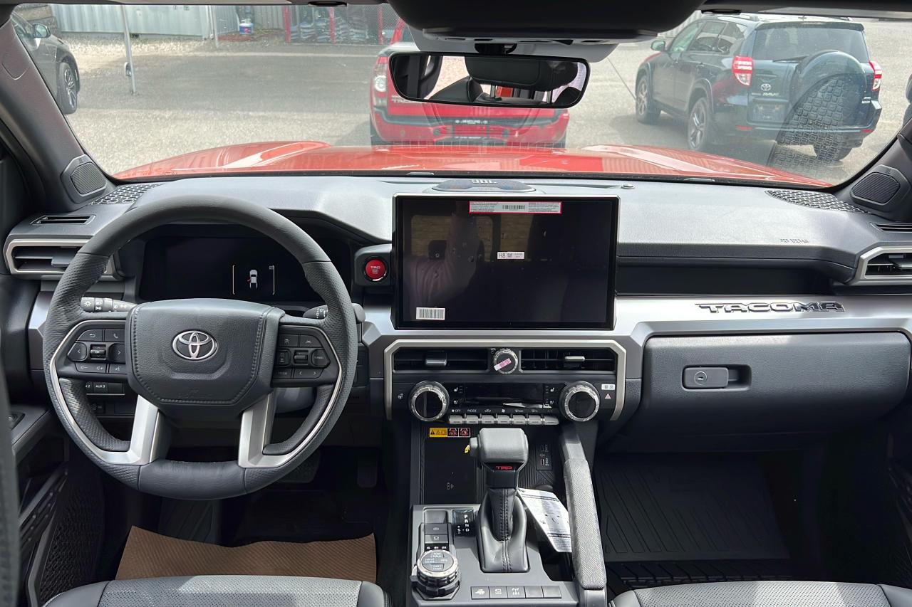 2025 Toyota Tacoma Double Cab AT TRD Off Road Premium Photo