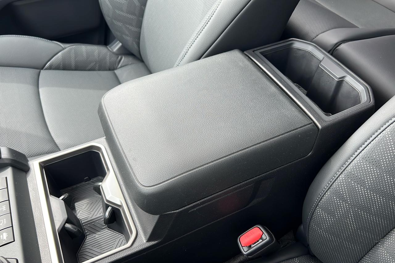 2025 Toyota Tacoma Double Cab AT TRD Off Road Premium Photo