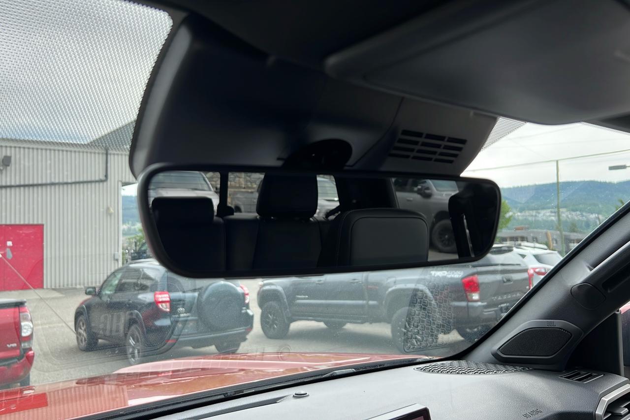 2025 Toyota Tacoma Double Cab AT TRD Off Road Premium Photo