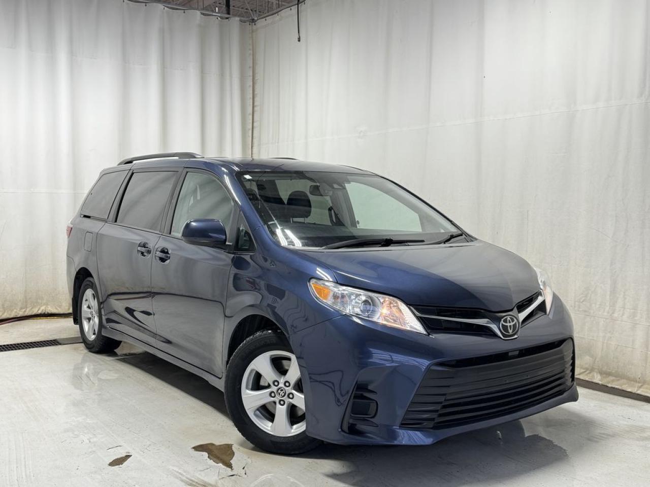 Used 2020 Toyota Sienna LE for sale in Sherwood Park, AB