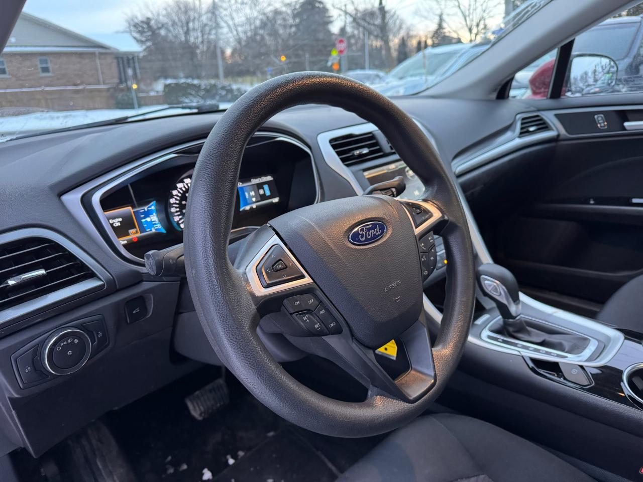 2016 Ford Fusion SE - Photo #14