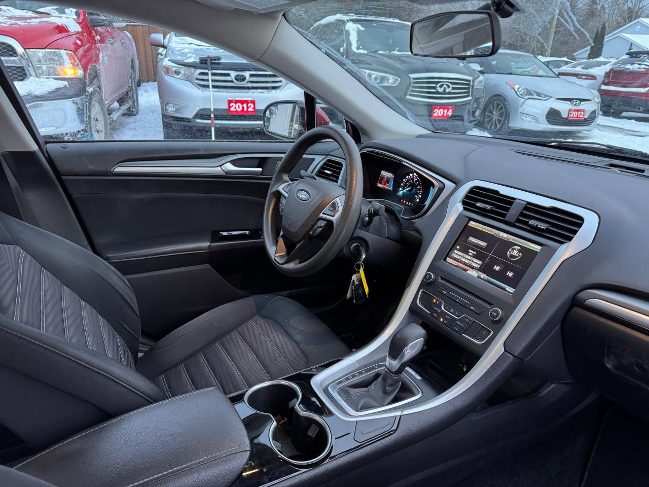 2016 Ford Fusion SE - Photo #10