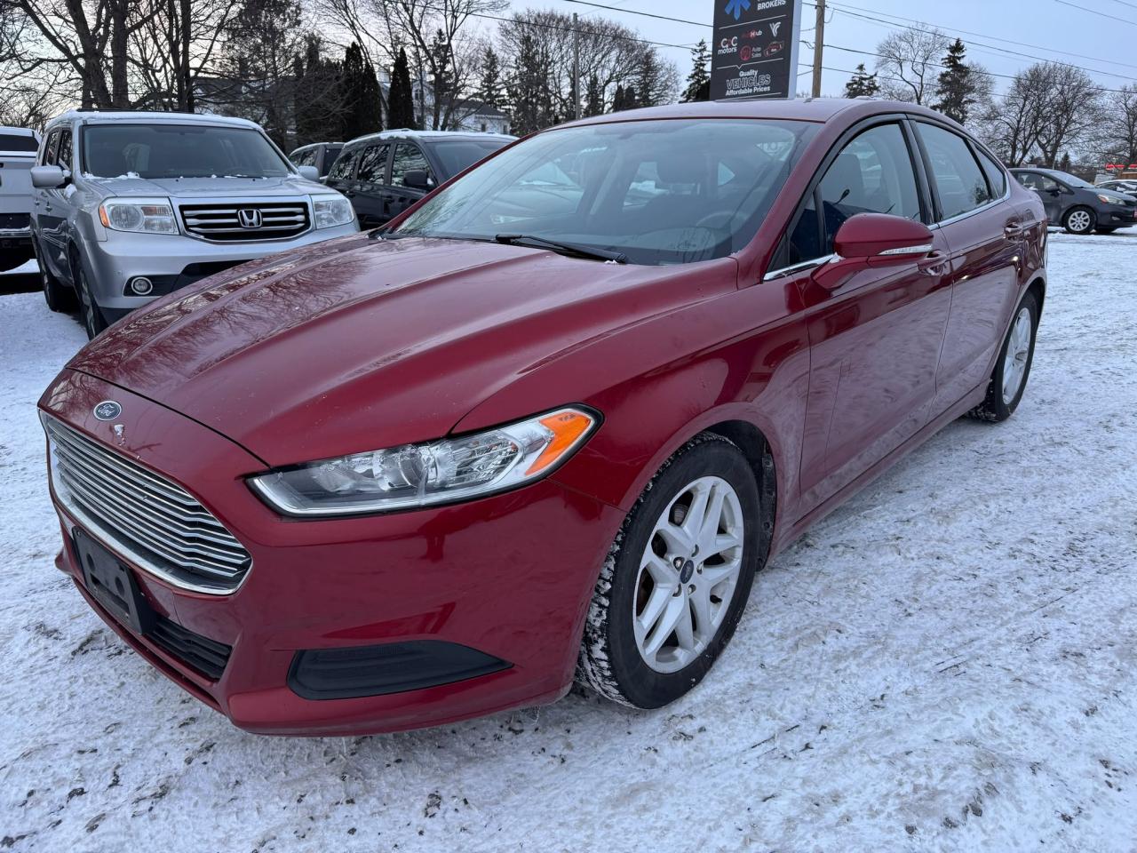 2016 Ford Fusion SE - Photo #3