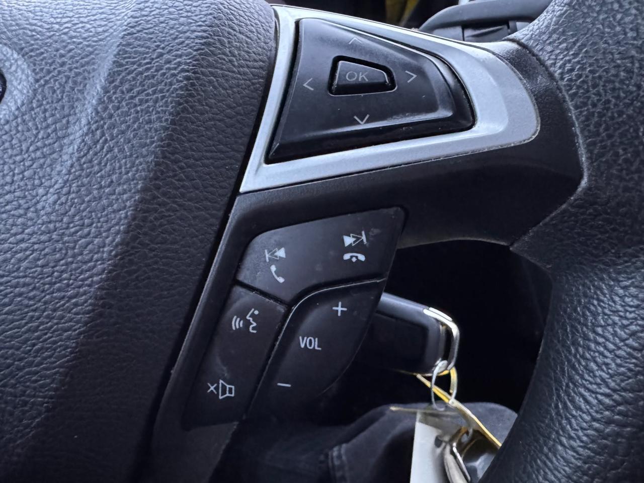 2016 Ford Fusion SE - Photo #18