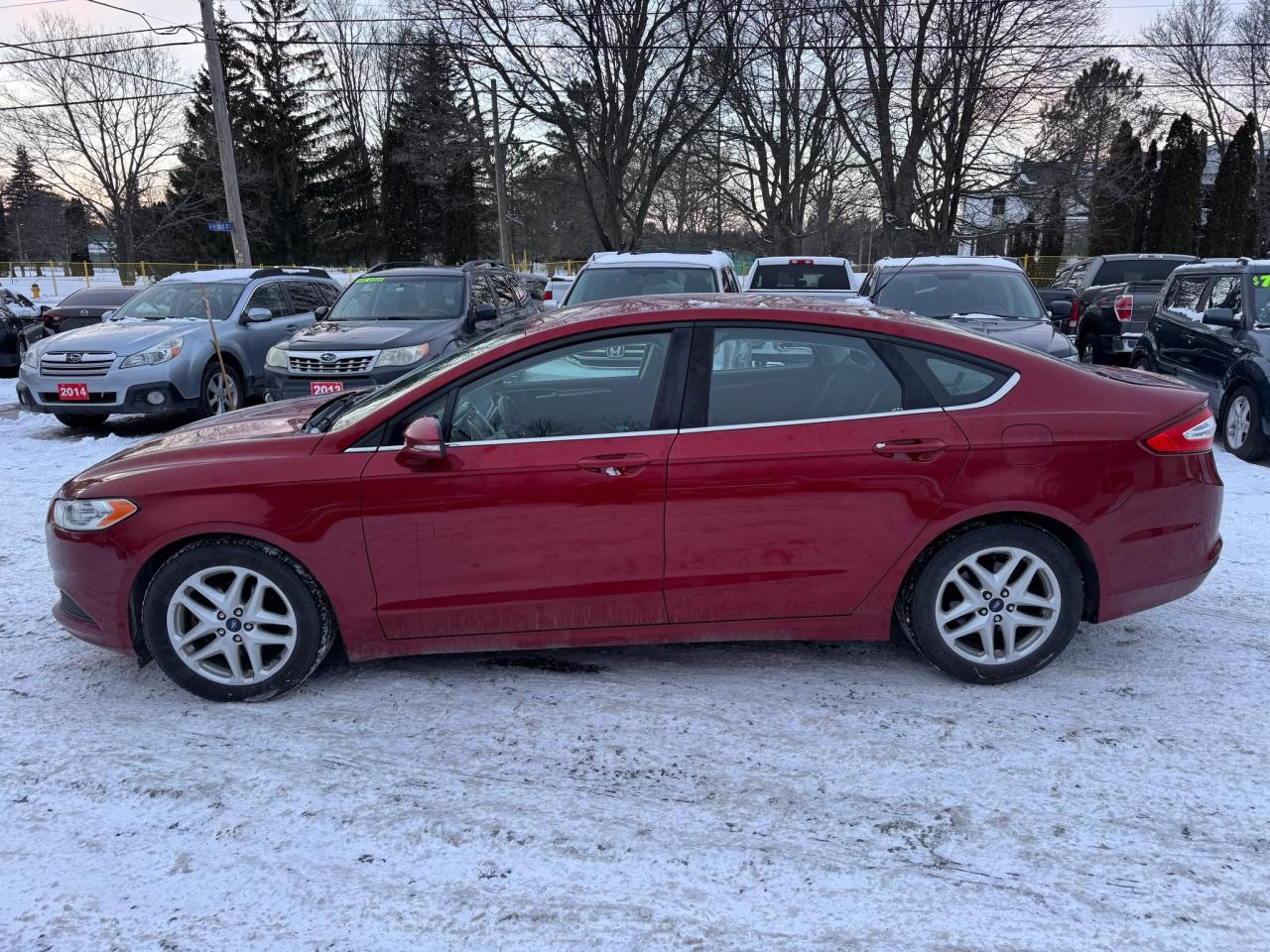 2016 Ford Fusion SE - Photo #4