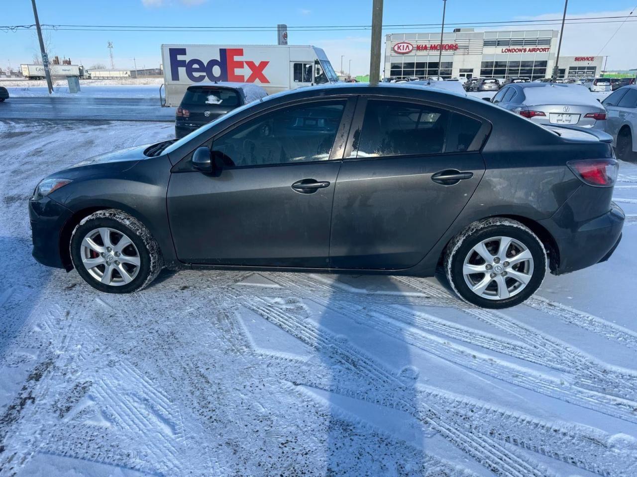 2011 Mazda MAZDA3 2.5, ALLOYS, AUTO, 4 CYL, GREAT SHAPE, CERTIFIED - Photo #2