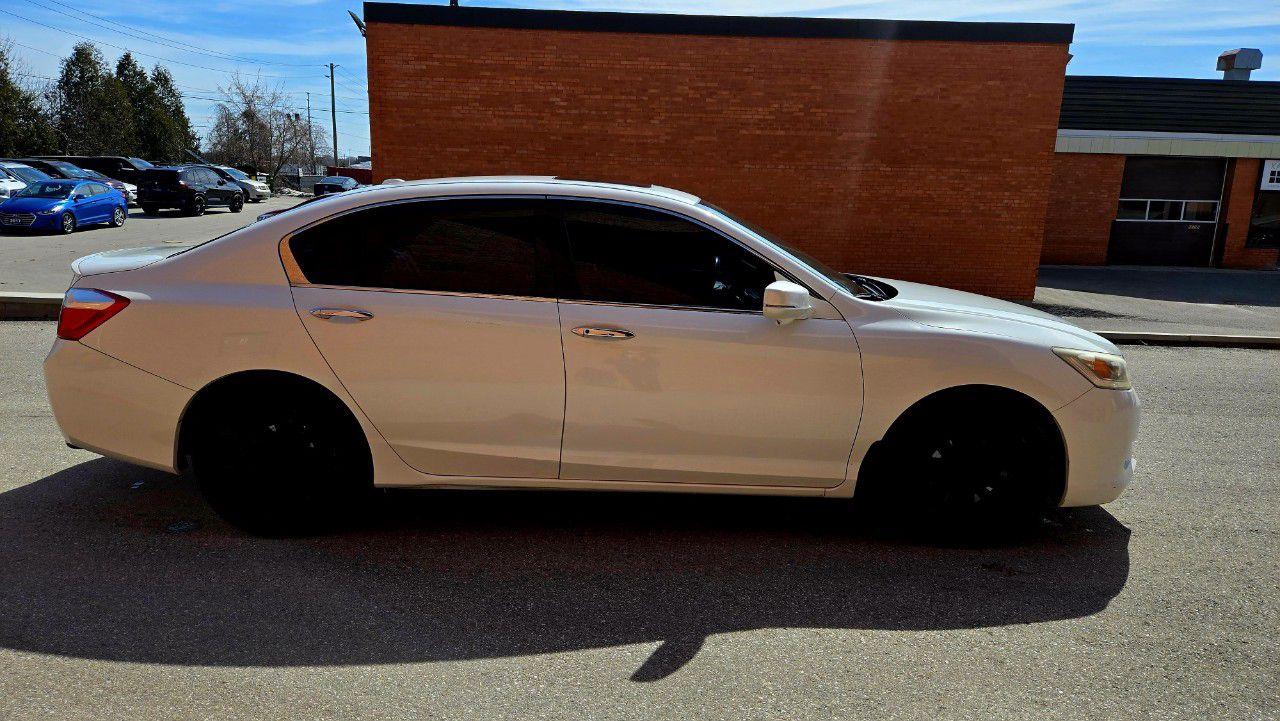 2014 Honda Accord Sedan Touring Automatic - Photo #4