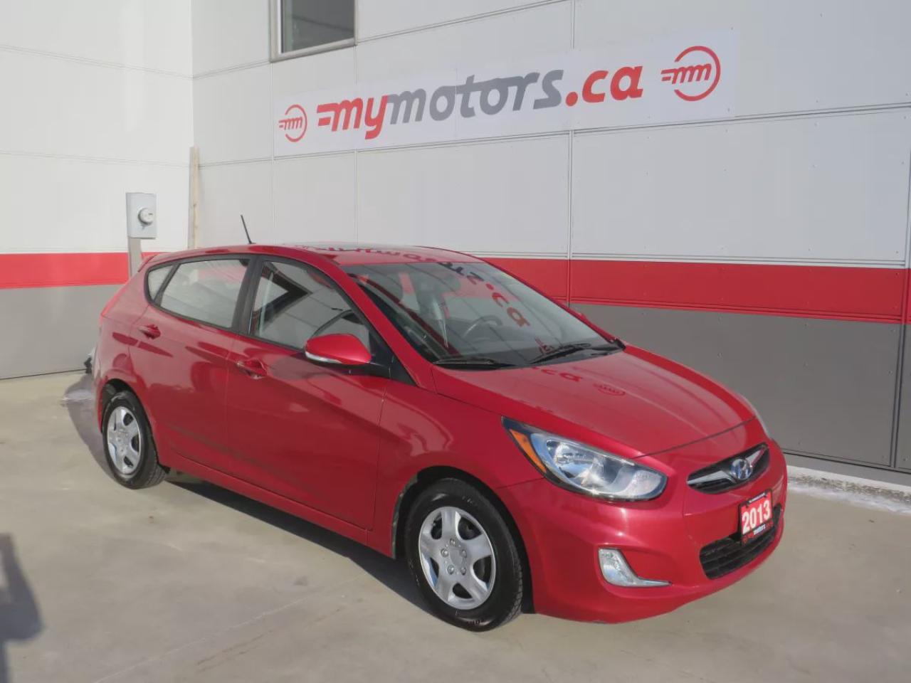 Used 2013 Hyundai Accent GLS (**AUTOMATIC**A/C**CRUISE CONTROL**BLUETOOTH**HEATED SEATS**SUNROOF**USB/AUX**CD PLAYER**) for sale in Tillsonburg, ON