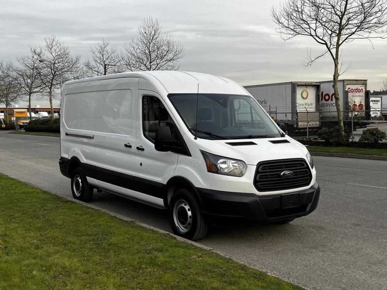 Used 2017 Ford Transit 250 Van Medium Roof Cargo Van for sale in Burnaby, BC