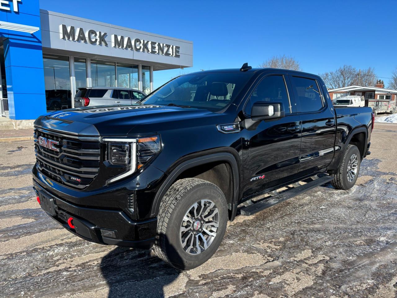 Used 2022 GMC Sierra 1500 2022 GMC Sierra AT4 Crew 4WD for sale in Renfrew, ON