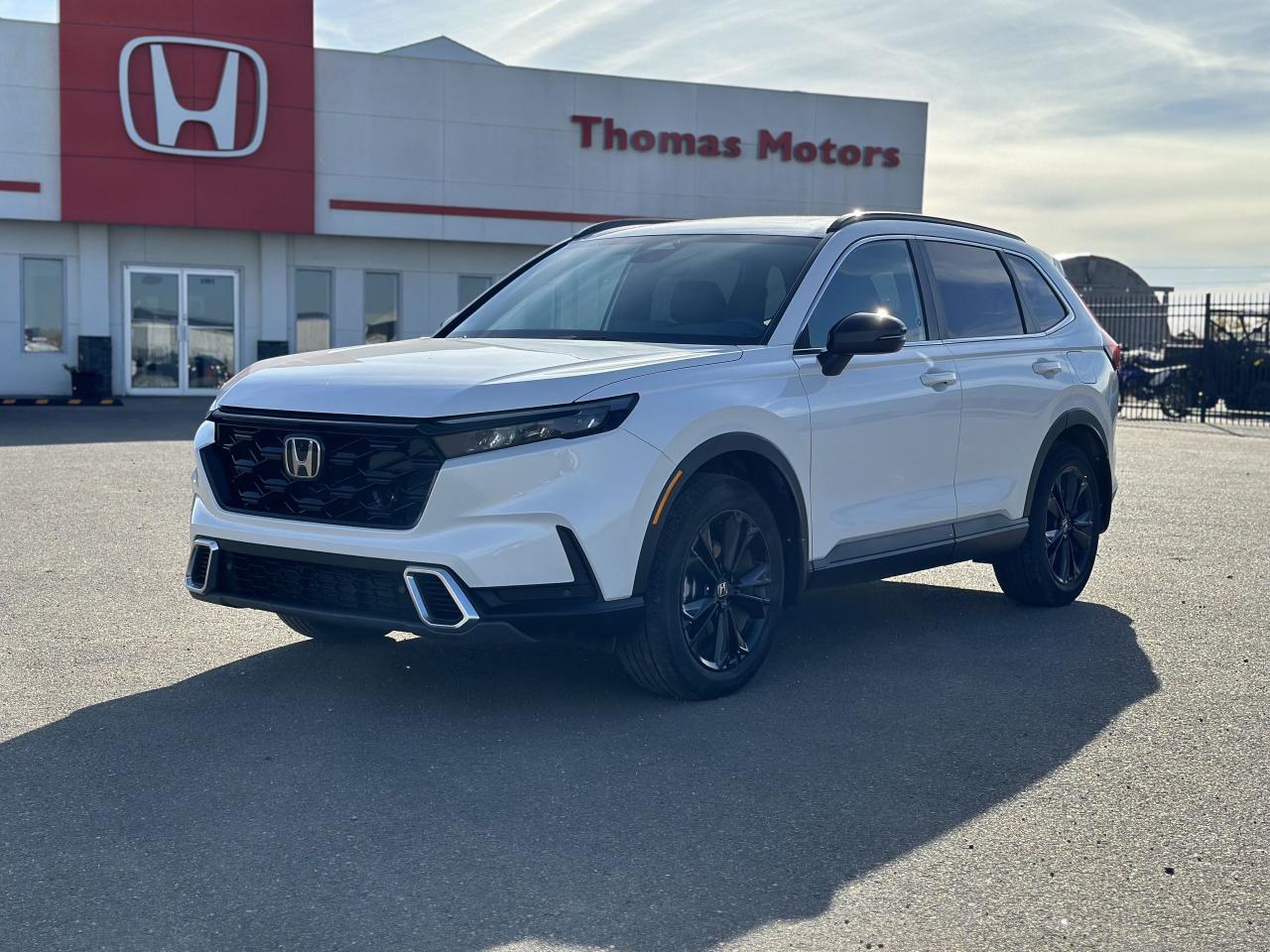 Used 2023 Honda CR-V HYBRID TOURING HYBRID for sale in Melfort, SK