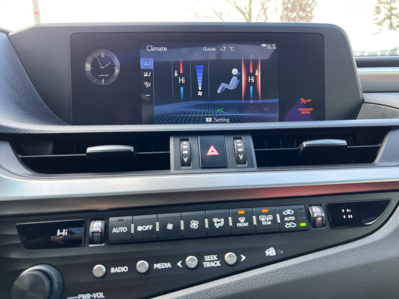 2019 Lexus ES 350 ES 350 F-Sport - Photo #35