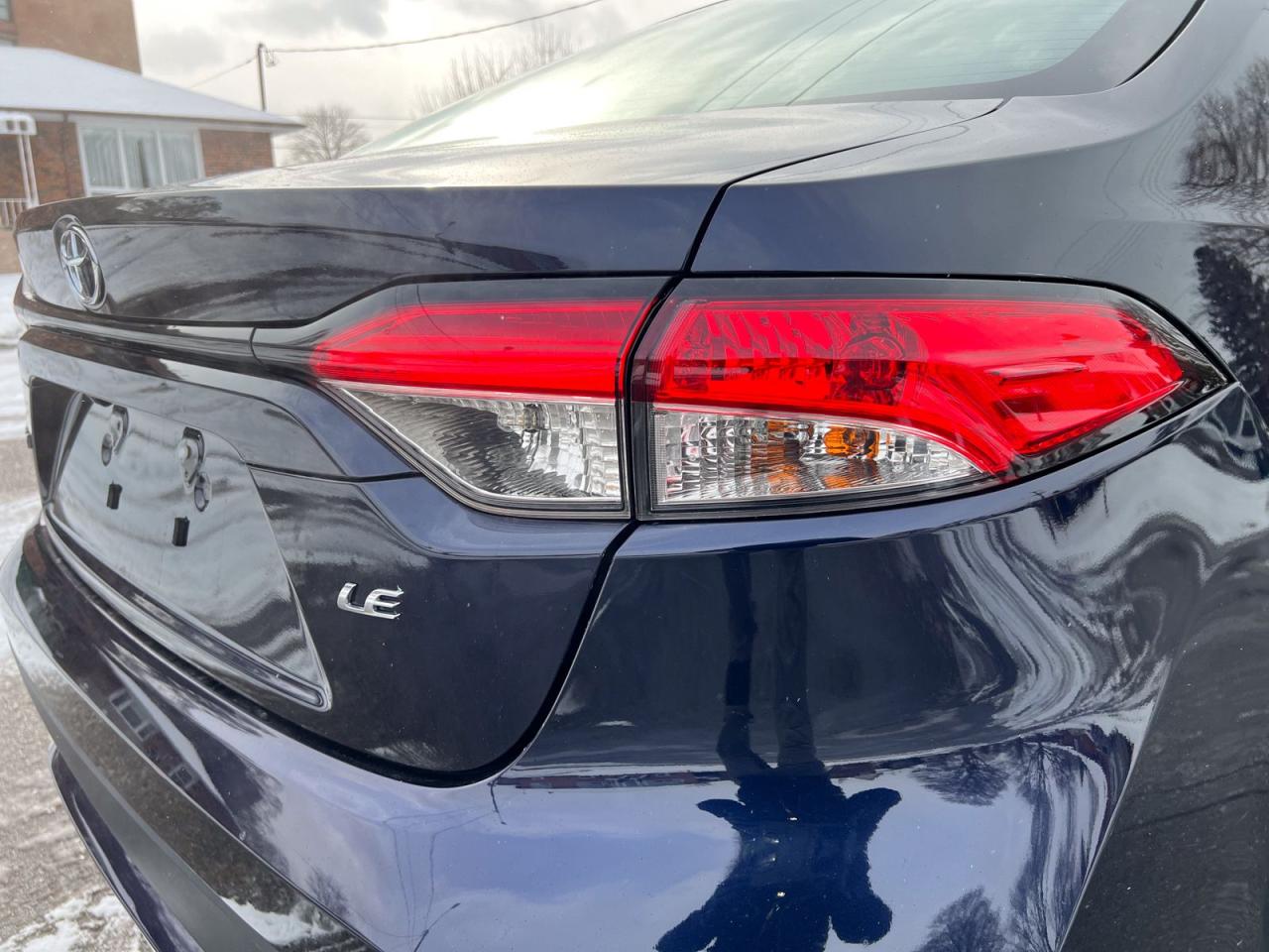 2021 Toyota Corolla LE - Photo #7
