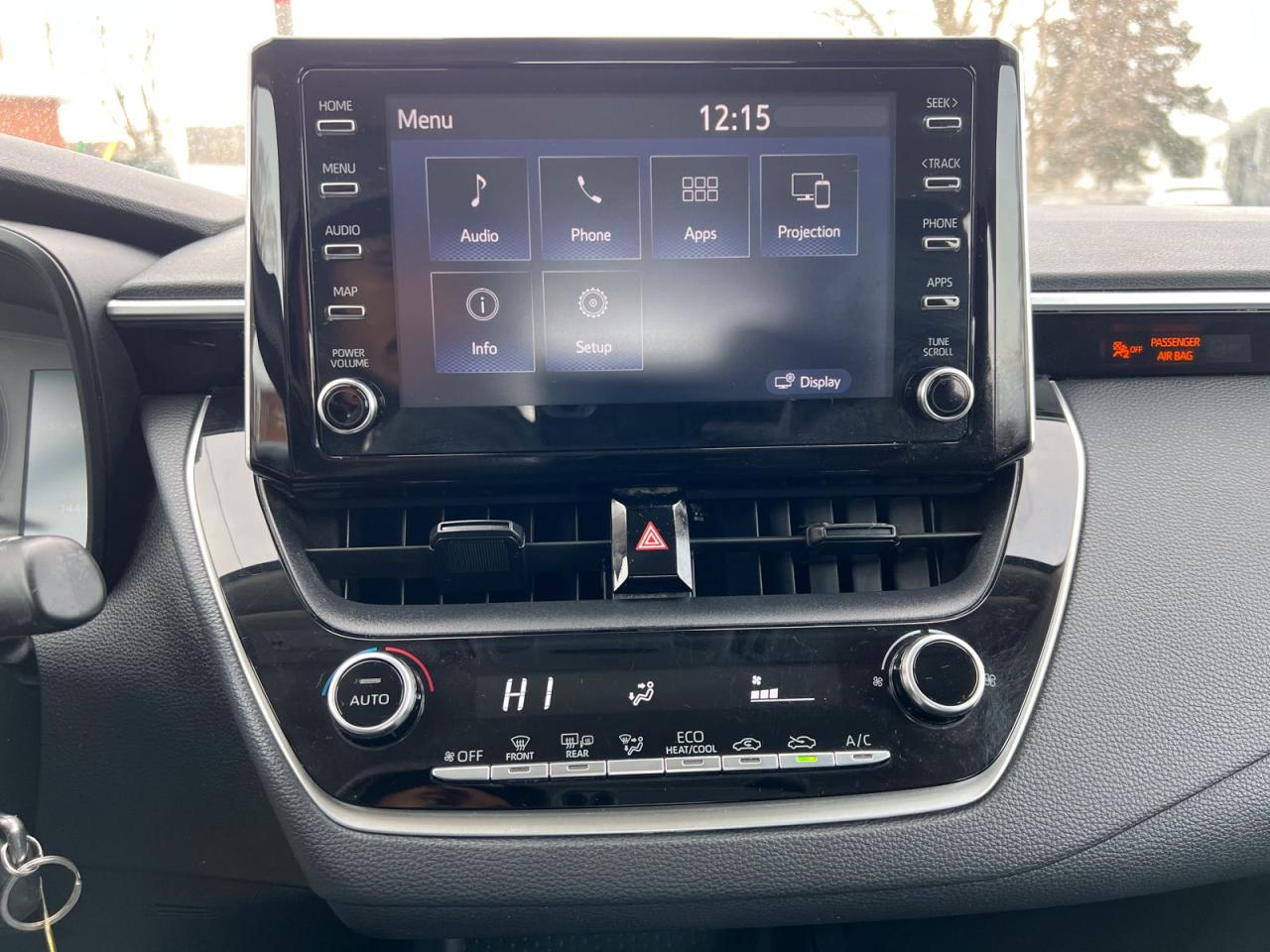 2021 Toyota Corolla LE - Photo #25