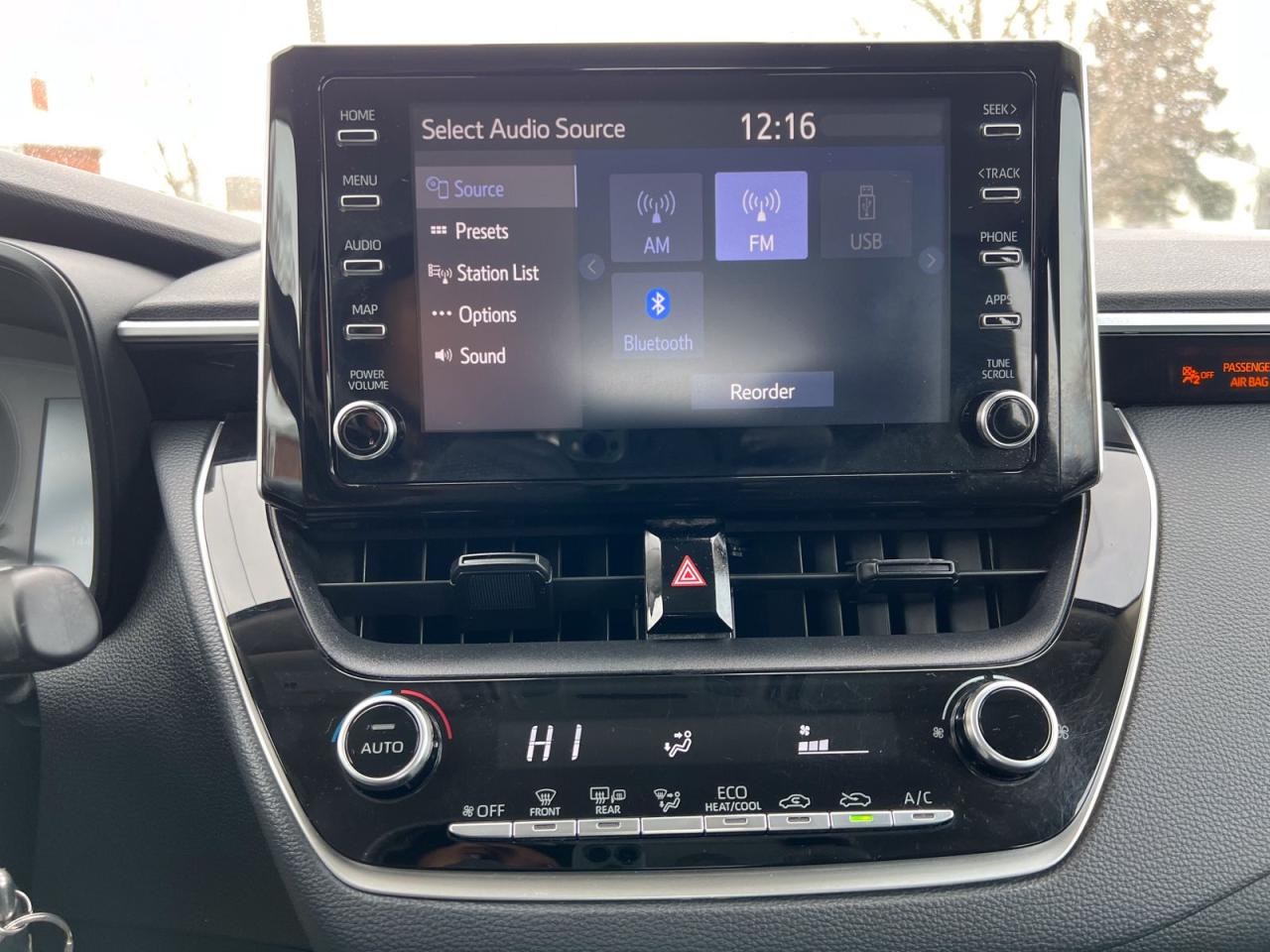 2021 Toyota Corolla LE - Photo #27