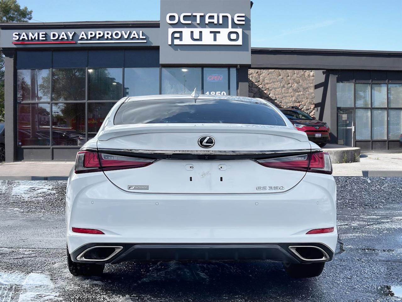 2019 Lexus ES 350 F-Sport - Photo #5
