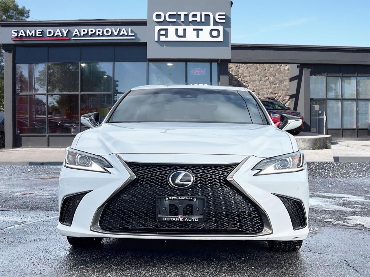 2019 Lexus ES 350 F-Sport - Photo #2