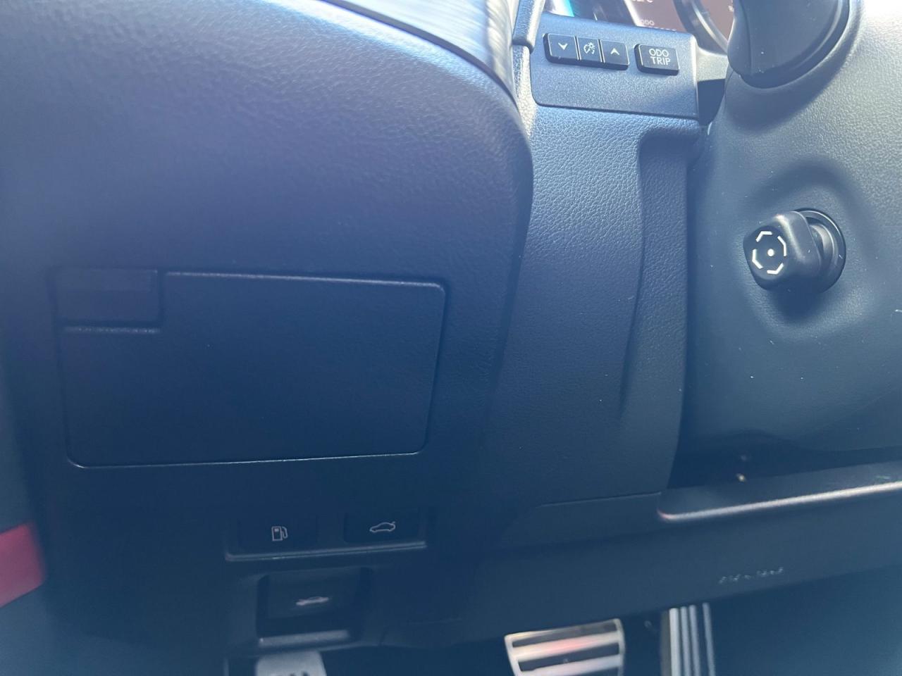 2019 Lexus ES 350 F-Sport - Photo #21