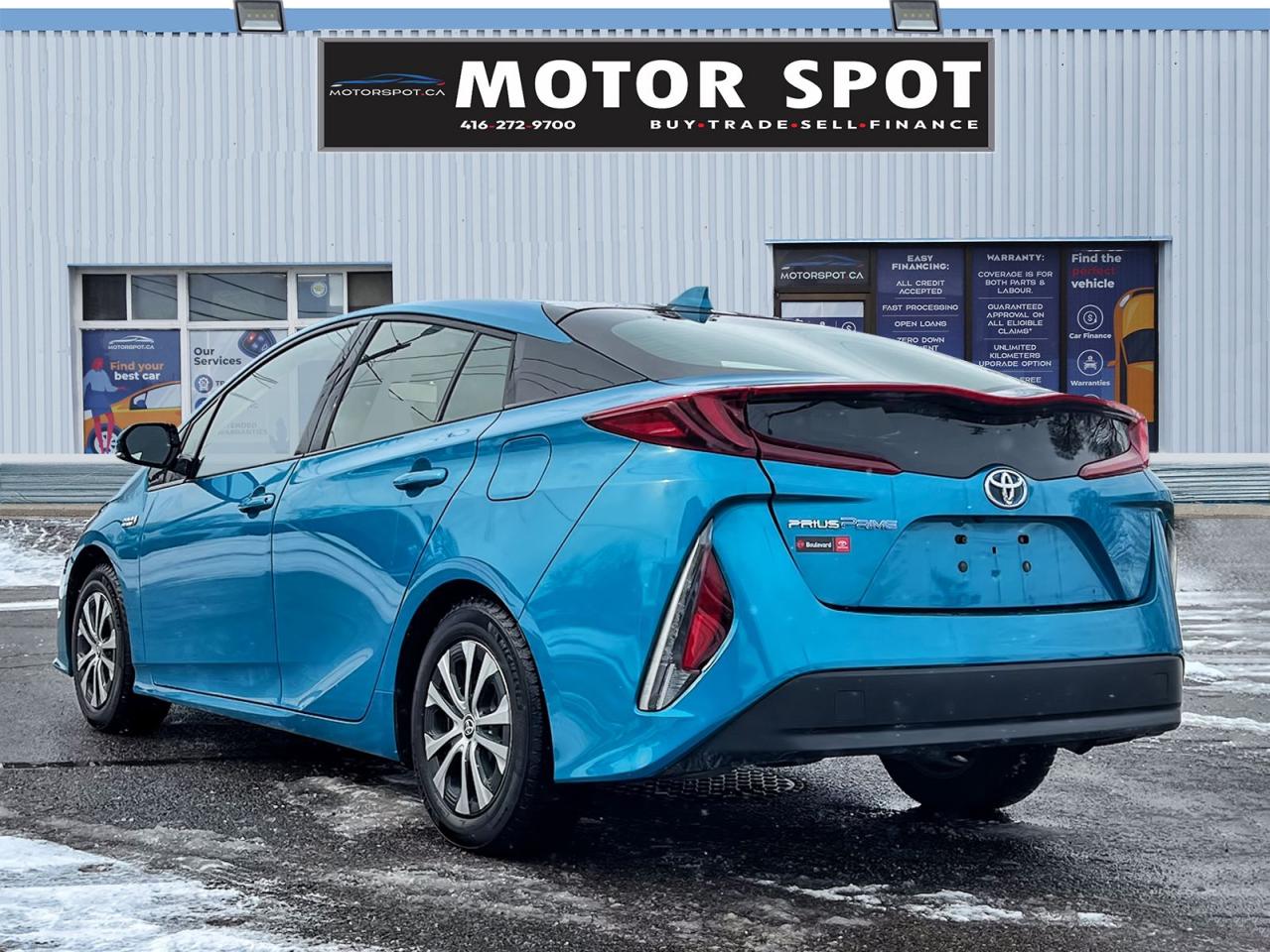 2020 Toyota Prius Prime LE - Photo #4