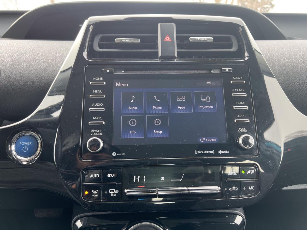 2020 Toyota Prius Prime LE - Photo #13