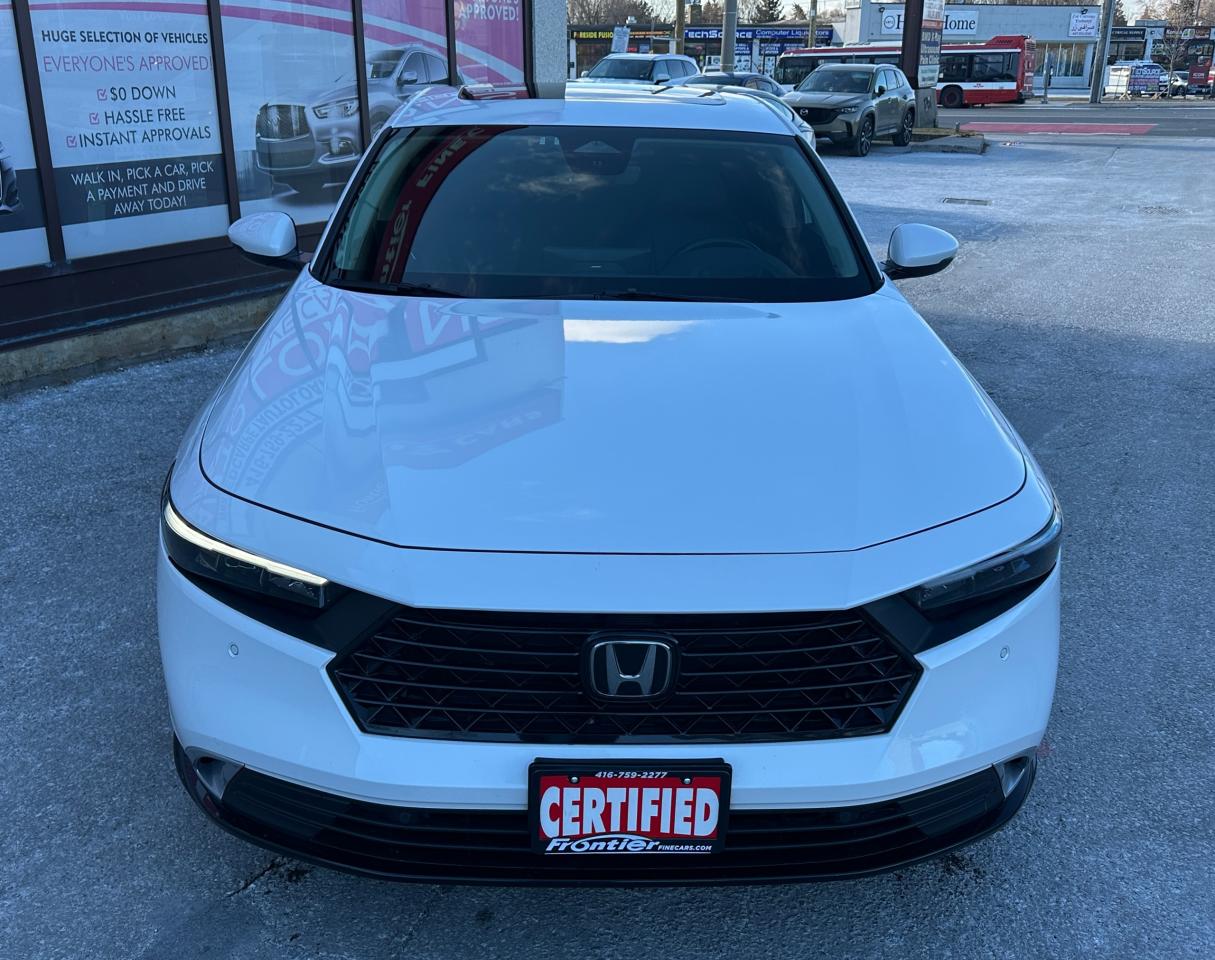 2024 Honda Accord Touring eCVT Photo2