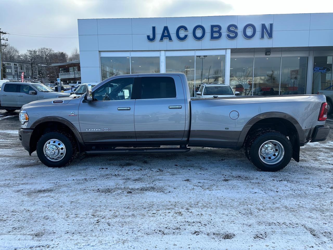 2019 RAM 3500 Laramie Longhorn Photo5