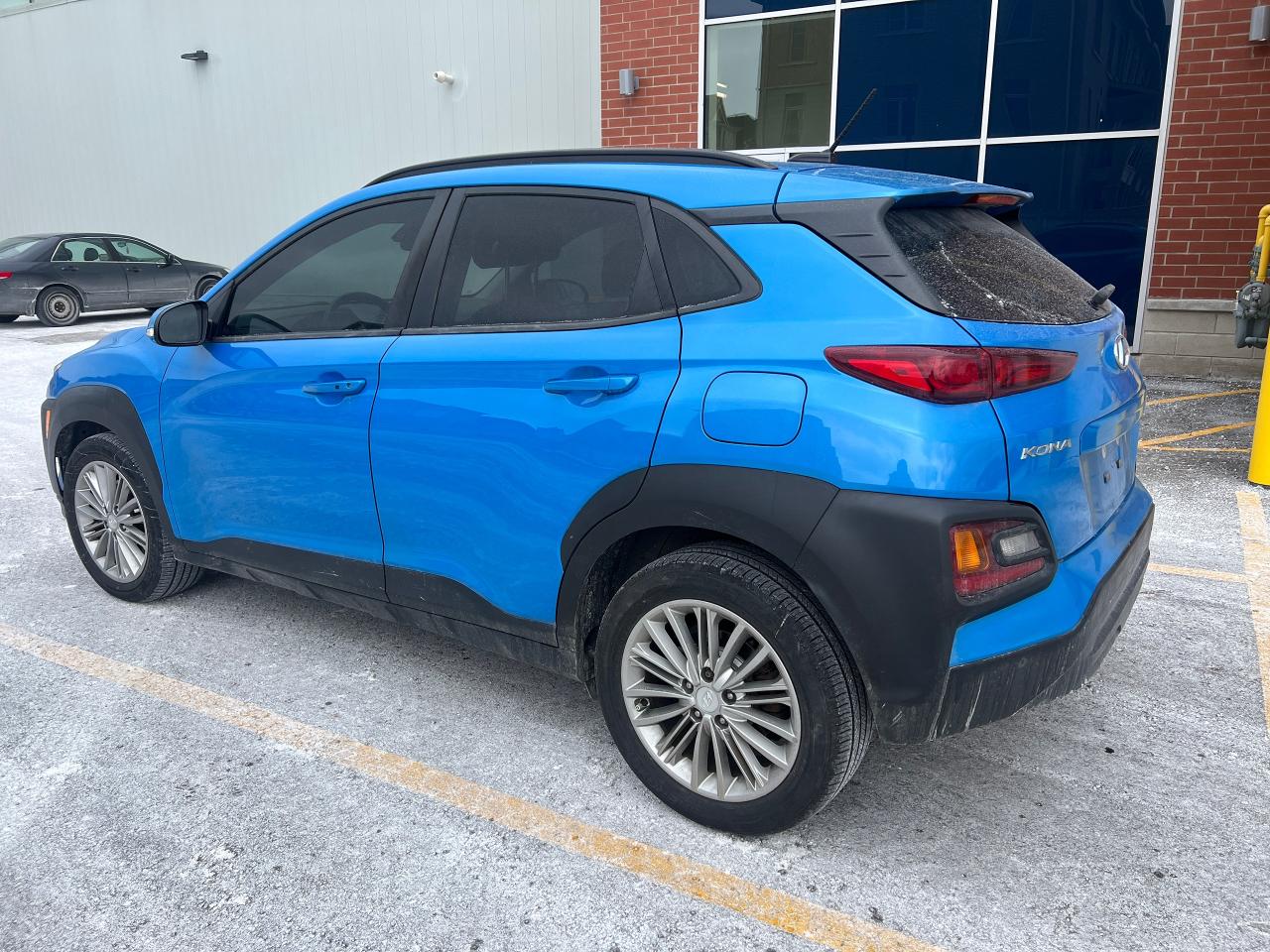 2018 Hyundai KONA 2.0L Luxury AWD Photo2