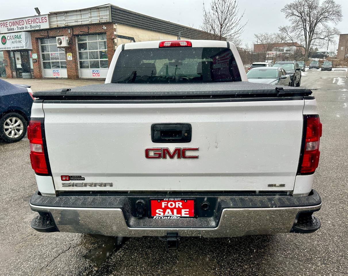 2018 GMC Sierra 1500 4WD CREW CAB 153.0" SLE Photo4