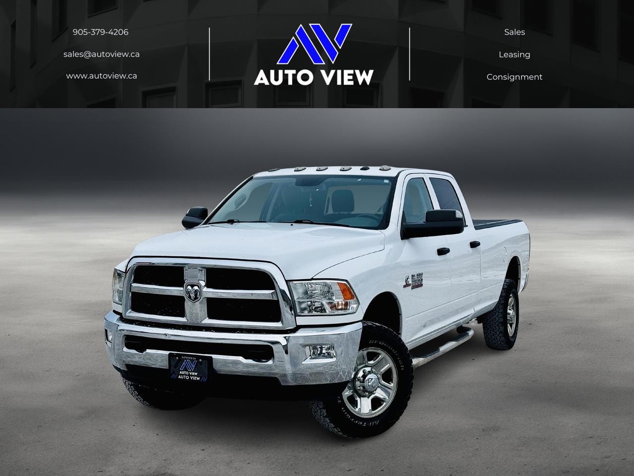 2018 RAM 2500 ST 4x4 Crew Cab 8' Box **HARD TRI-FOLD BED COVER** - Photo #1