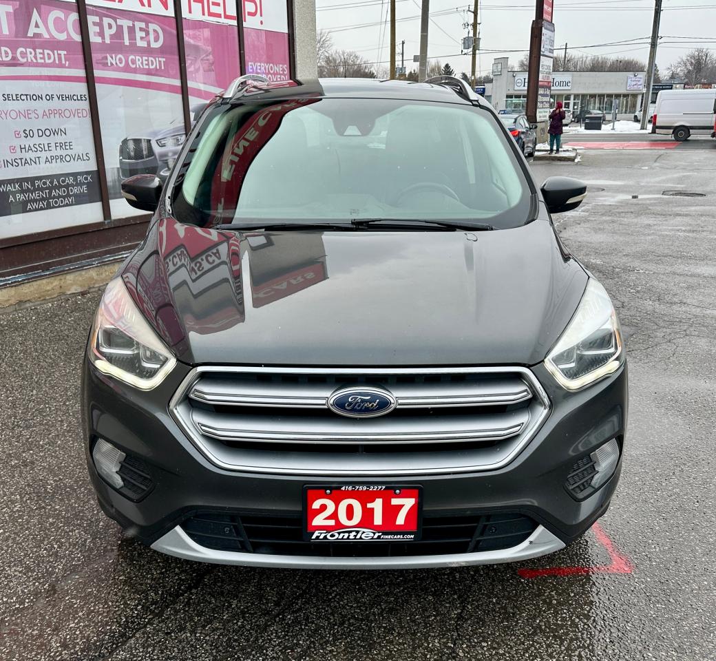 2017 Ford Escape 4WD 4DR TITANIUM Photo2