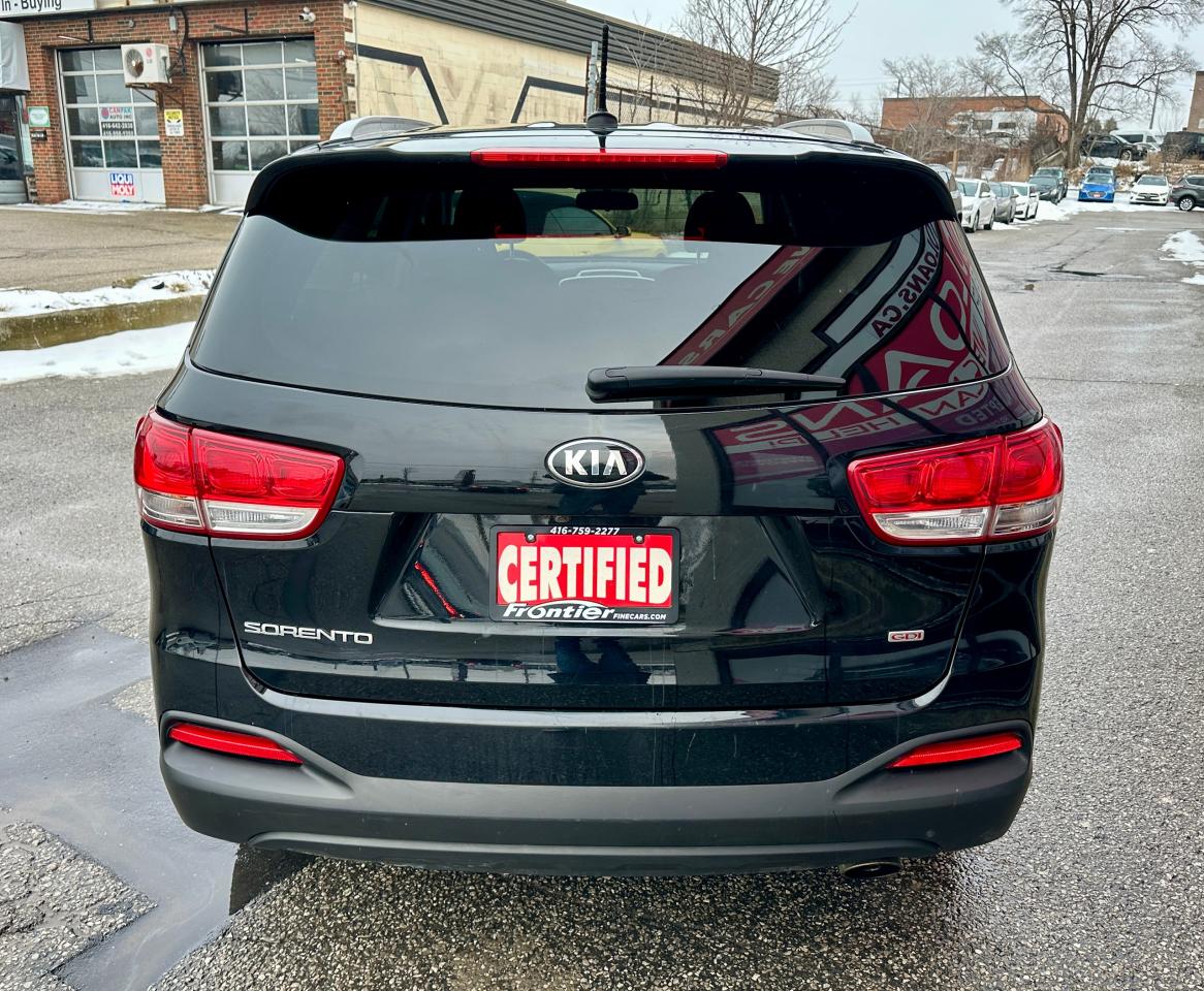 2018 Kia Sorento LX AWD Photo4