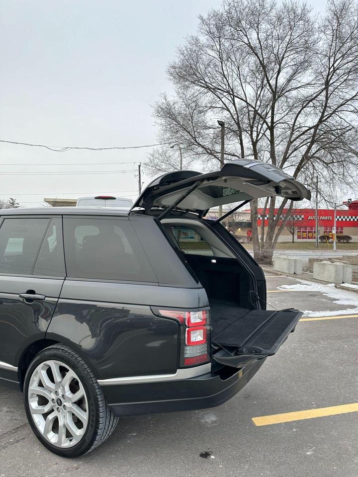 2013 Land Rover Range Rover SC Photo