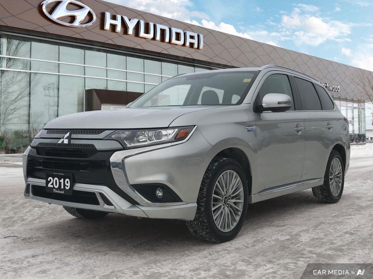 Used 2019 Mitsubishi Outlander Phev SE Clean CARFAX | One Owner | Local Trade for sale in Winnipeg, MB