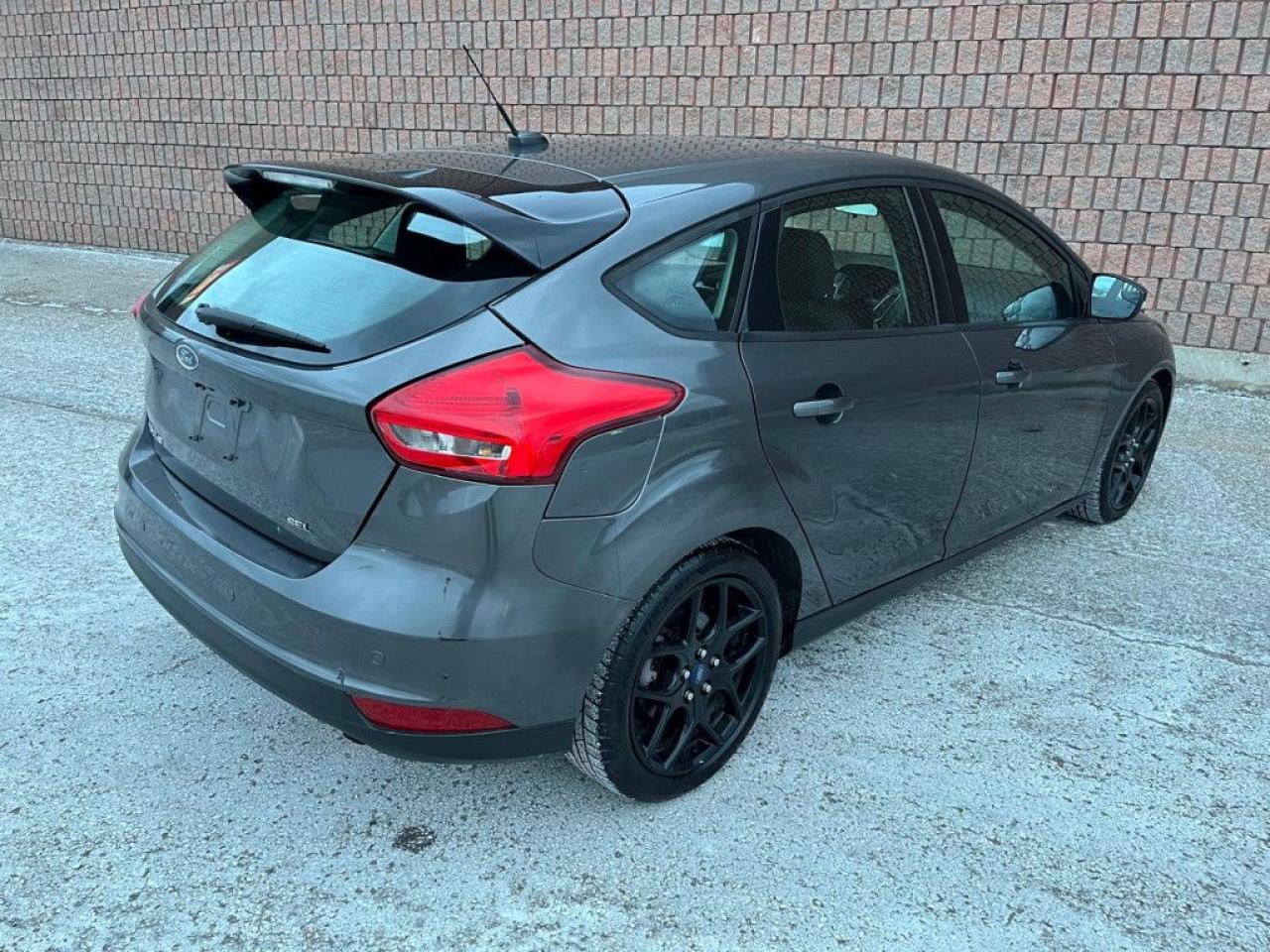 2018 Ford Focus SEL | BACK UP CAM | NAVI | HEATED SEATS - Photo #5