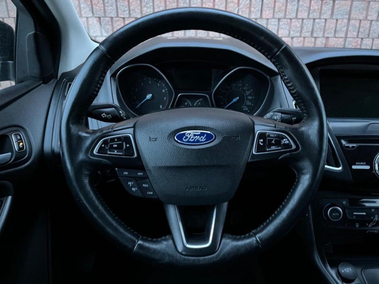 2018 Ford Focus SEL | BACK UP CAM | NAVI | HEATED SEATS - Photo #12
