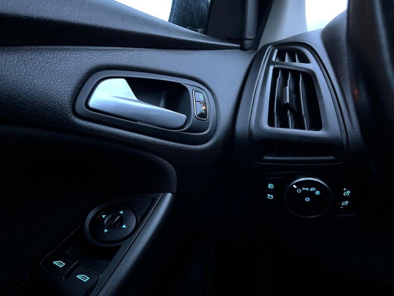 2018 Ford Focus SEL | BACK UP CAM | NAVI | HEATED SEATS - Photo #19