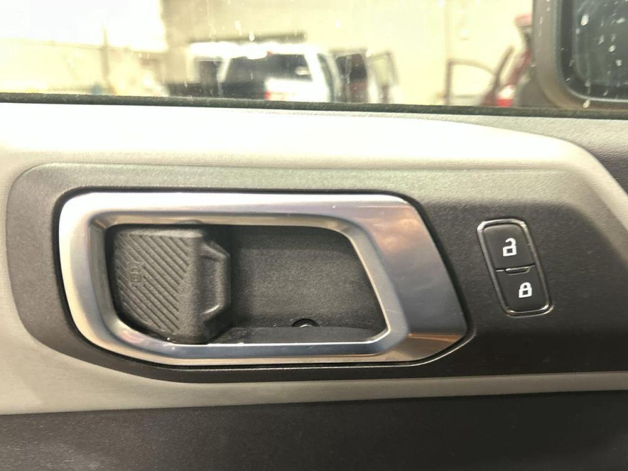 2021 Ford Bronco Badlands Photo5