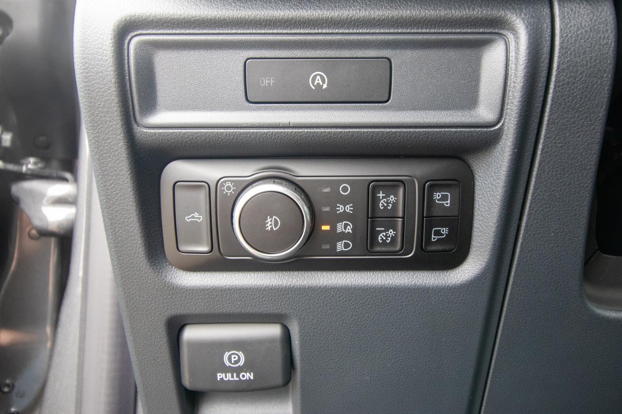 2025 Ford F-150 XLT 4WD SuperCrew 5.5' Box Photo5