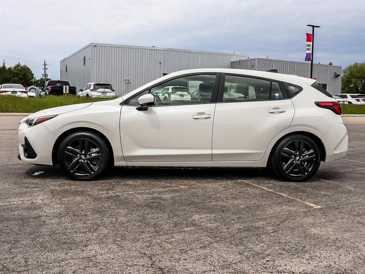 2025 Subaru Impreza Touring Photo
