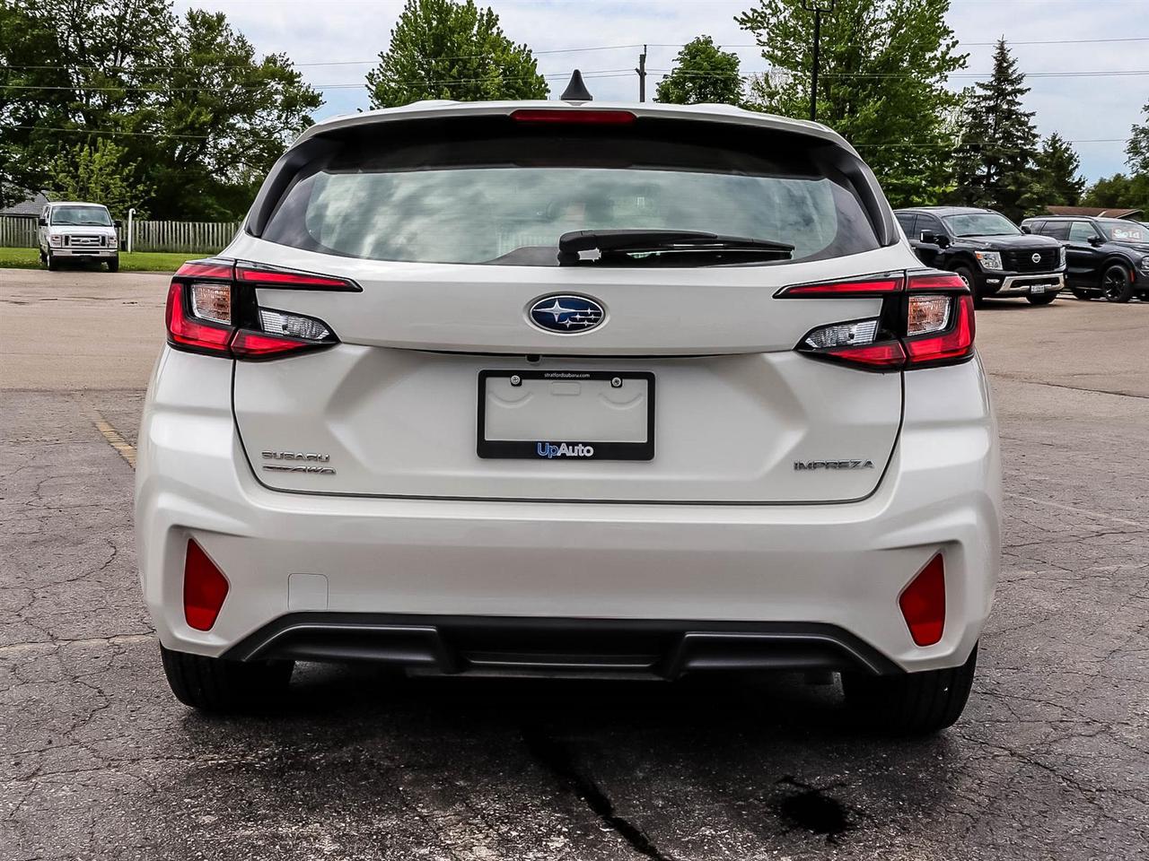2025 Subaru Impreza Touring Photo